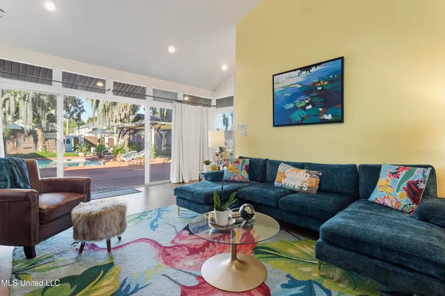 $750,000 | 128 Lee Street, Biloxi, MS 39530