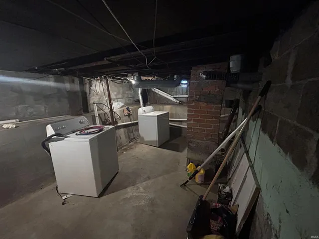 $120,000 | 345 West Packard Avenue, Fort Wayne, IN 46807