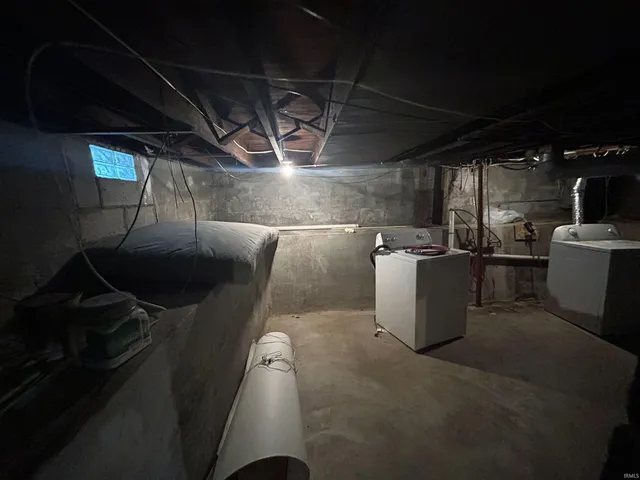 $120,000 | 345 West Packard Avenue, Fort Wayne, IN 46807