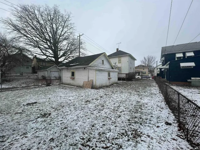 $120,000 | 345 West Packard Avenue, Fort Wayne, IN 46807