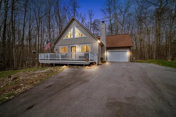 $265,000 | 9341 Center Lane, Canadian Lakes, MI 49346