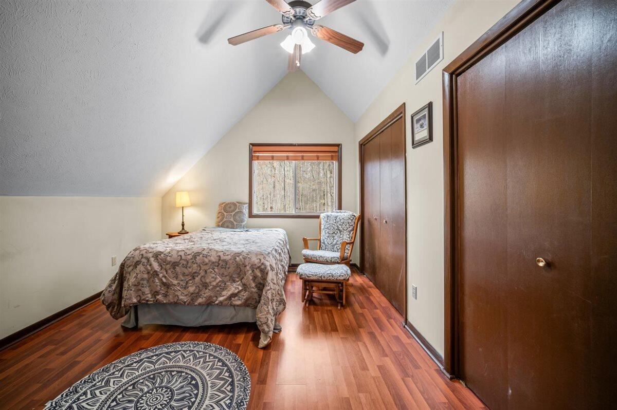 9341 Center Lane Canadian Lakes, MI 49346 - Photo 10 of 27 10 Upper Bedroom