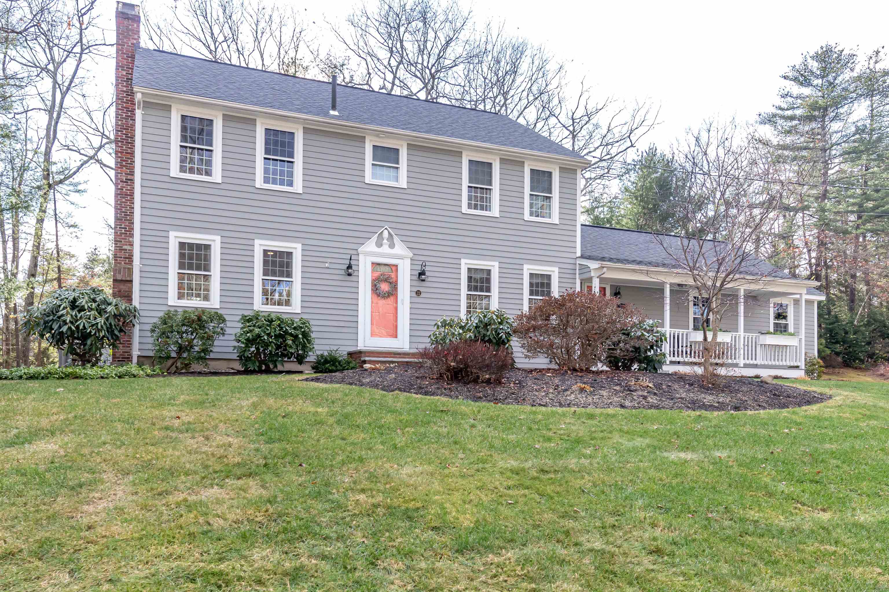22 Todd Road Nashua, NH 03064 - Photo 1 of 58