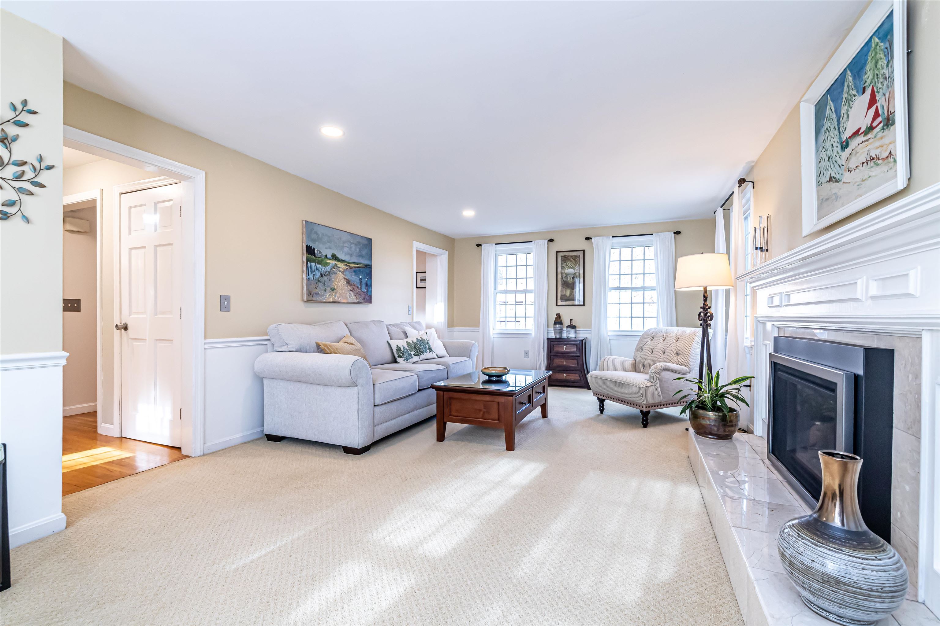 22 Todd Road Nashua, NH 03064 - Photo 11 of 58