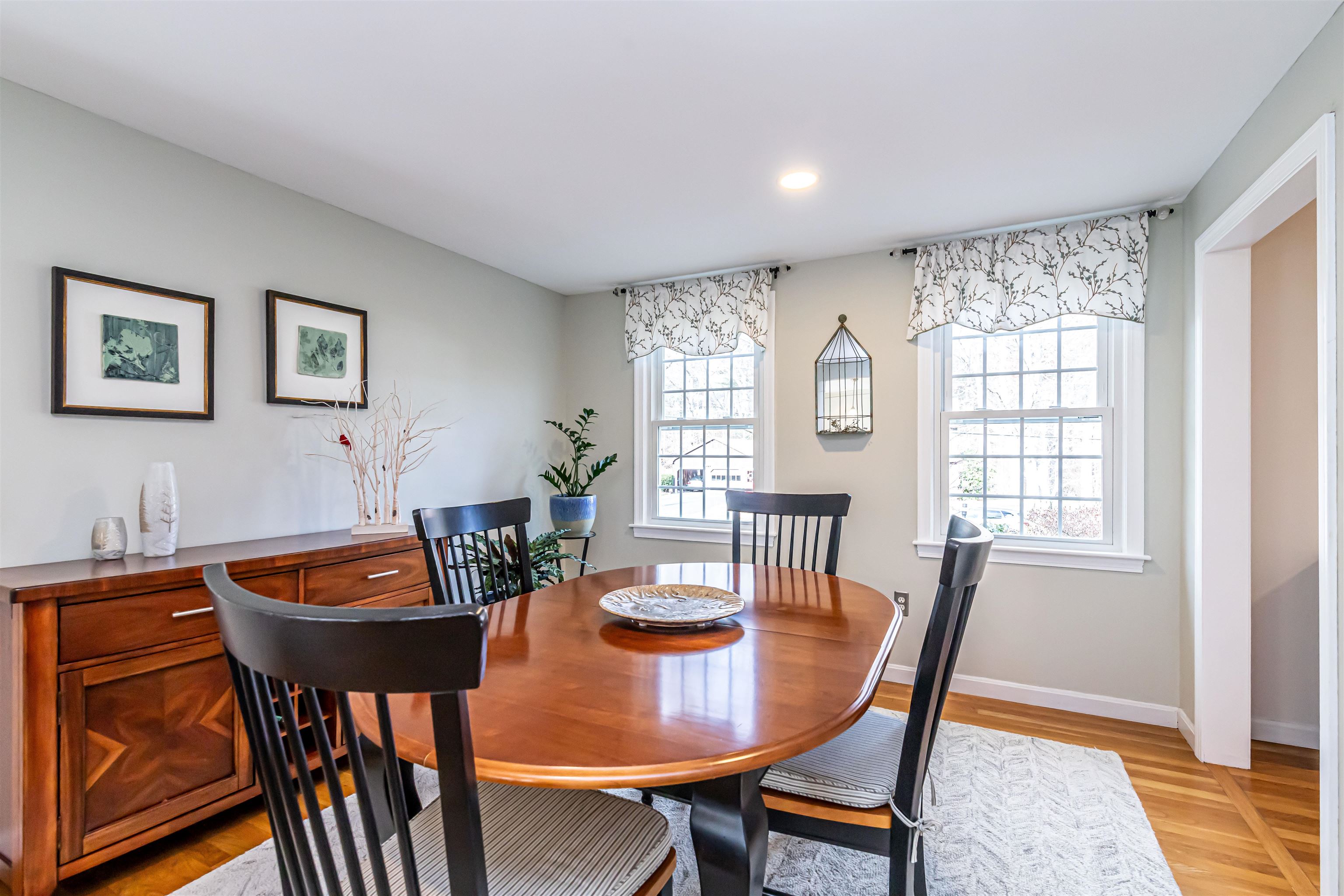 22 Todd Road Nashua, NH 03064 - Photo 12 of 58