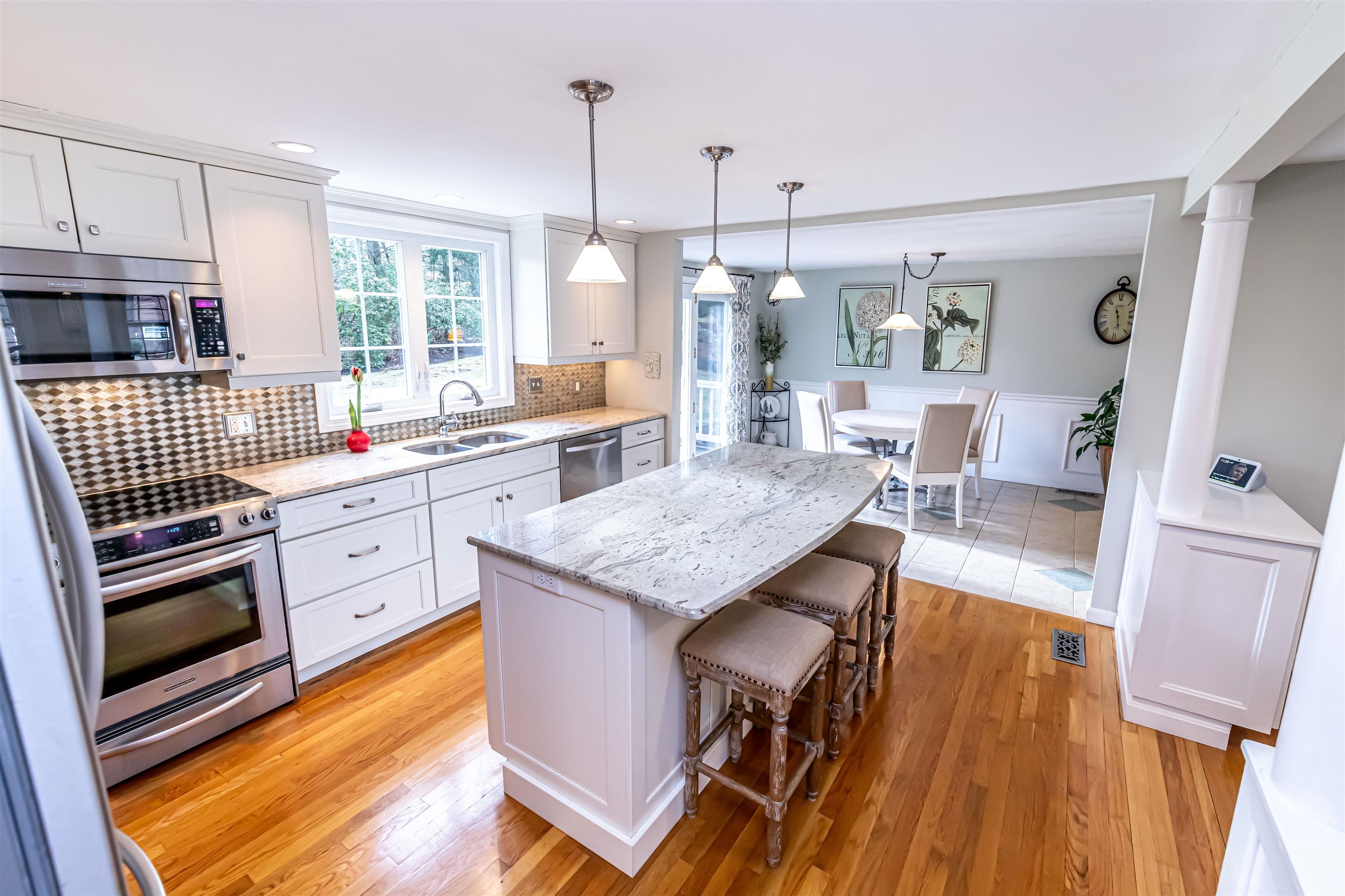 22 Todd Road Nashua, NH 03064 - Photo 14 of 58
