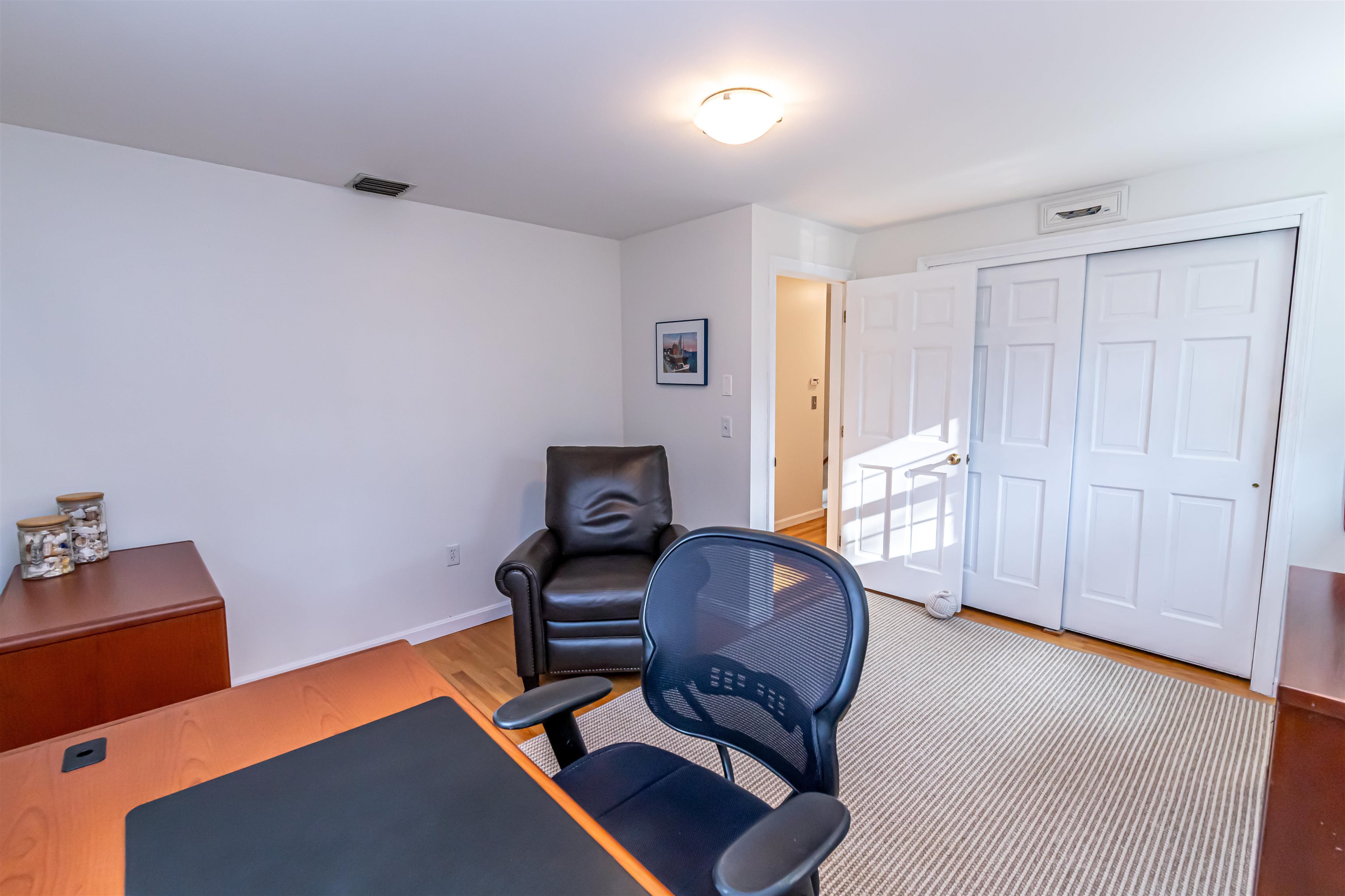 22 Todd Road Nashua, NH 03064 - Photo 33 of 58
