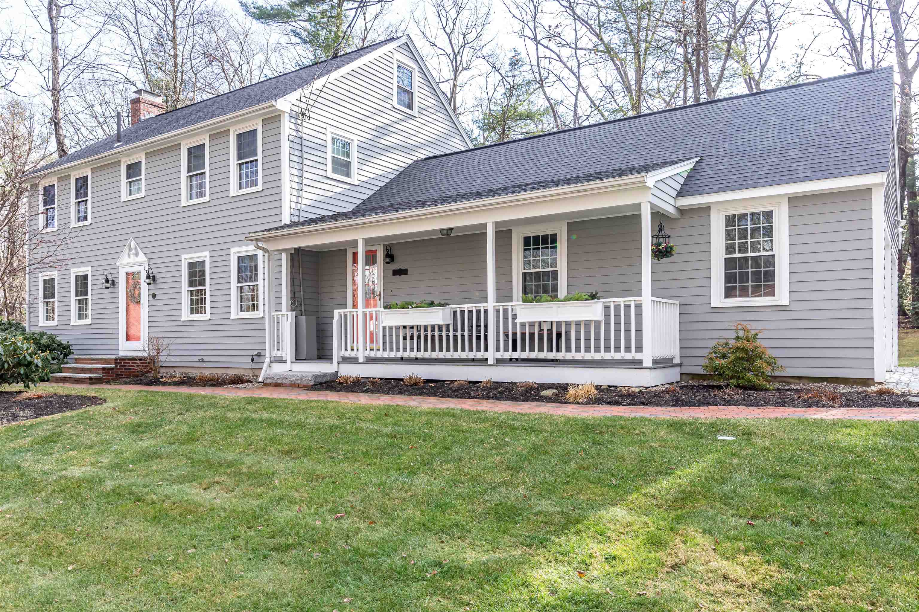 22 Todd Road Nashua, NH 03064 - Photo 5 of 58