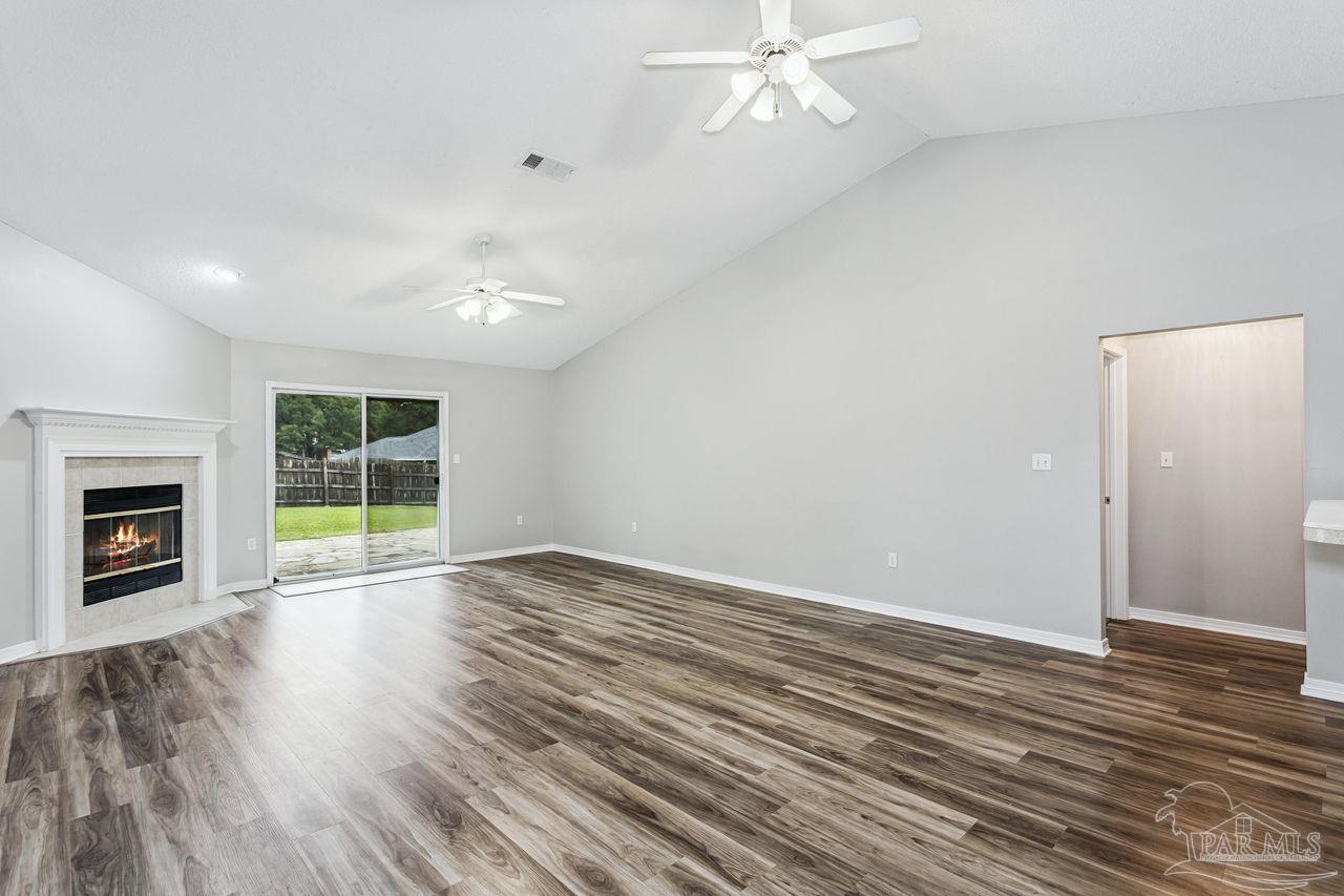 4952 Timber Ridge Drive Pace, FL 32571 - Photo 9 of 35