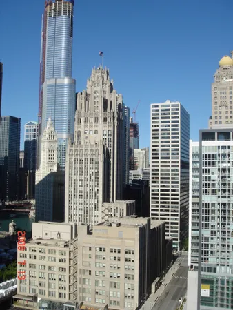$4,500 | 240 East Illinois Street, Unit 1805, Chicago, IL 60611