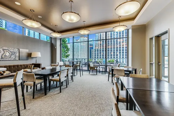 $4,500 | 240 East Illinois Street, Unit 1805, Chicago, IL 60611