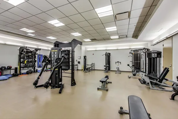 $4,500 | 240 East Illinois Street, Unit 1805, Chicago, IL 60611