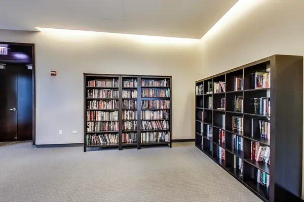 $4,500 | 240 East Illinois Street, Unit 1805, Chicago, IL 60611