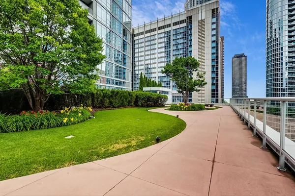 $4,500 | 240 East Illinois Street, Unit 1805, Chicago, IL 60611