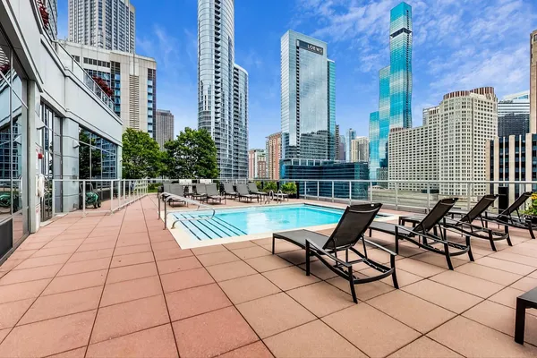$4,500 | 240 East Illinois Street, Unit 1805, Chicago, IL 60611