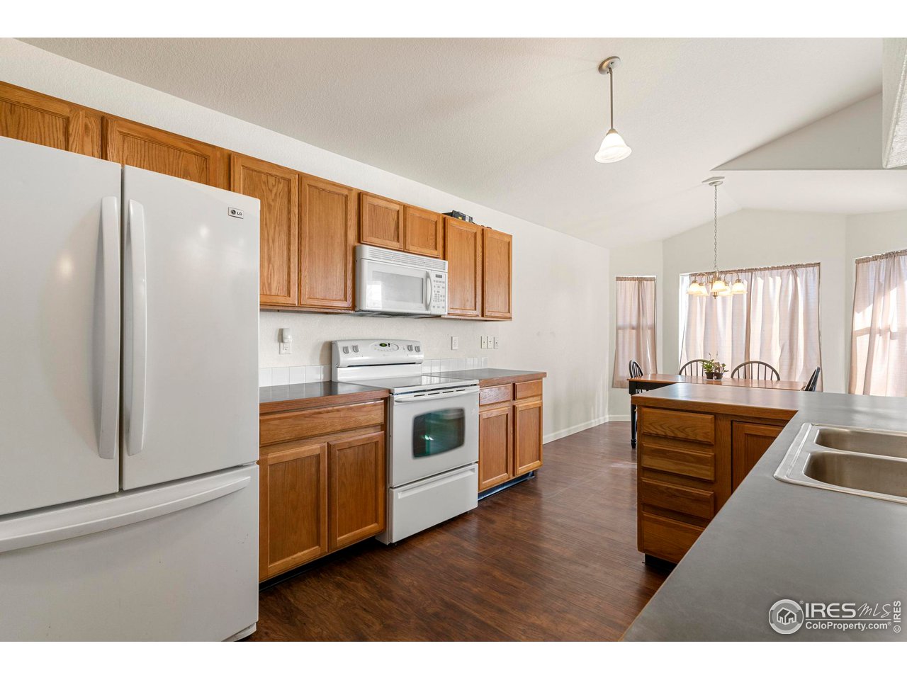 All appliances STAY!