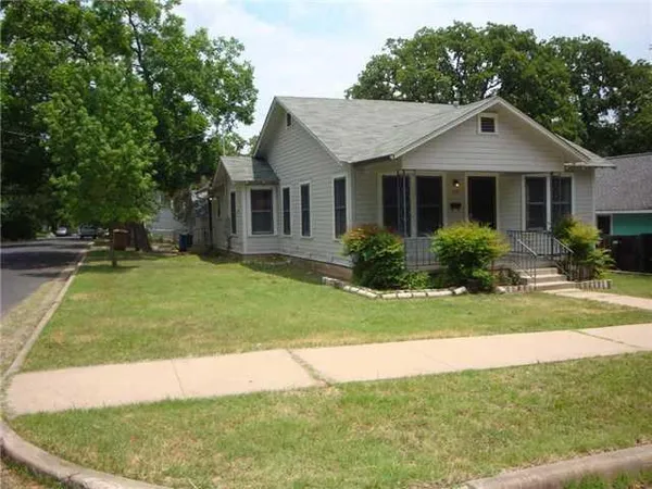 $2,800 | 600 East 42nd Street, Austin, TX 78751