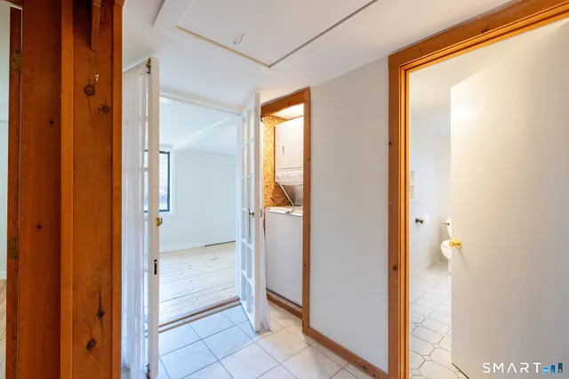 $3,200 | 1 Long Wall Road, Redding, CT 06896