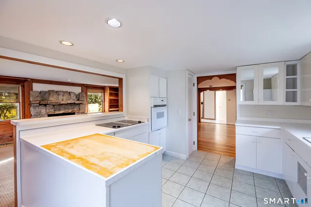 $3,200 | 1 Long Wall Road, Redding, CT 06896