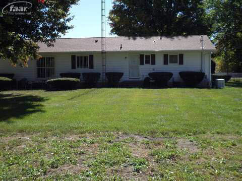 3260 West Carpenter Road Flint, MI 48504 - Photo 2 of 7 20375650-1.JPG