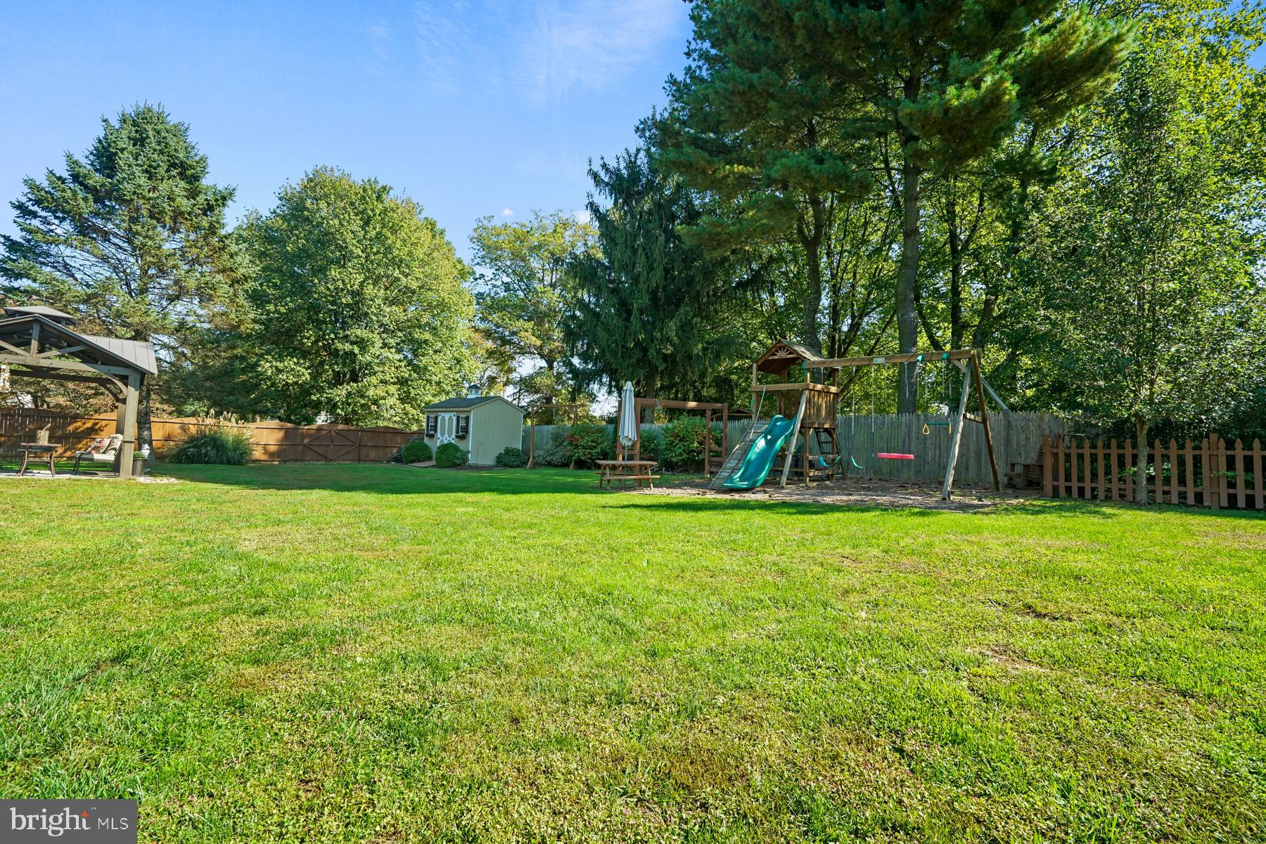 465 Mt Alverno Road Media, PA 19063 - Photo 41 of 65 Fenced in lever yard