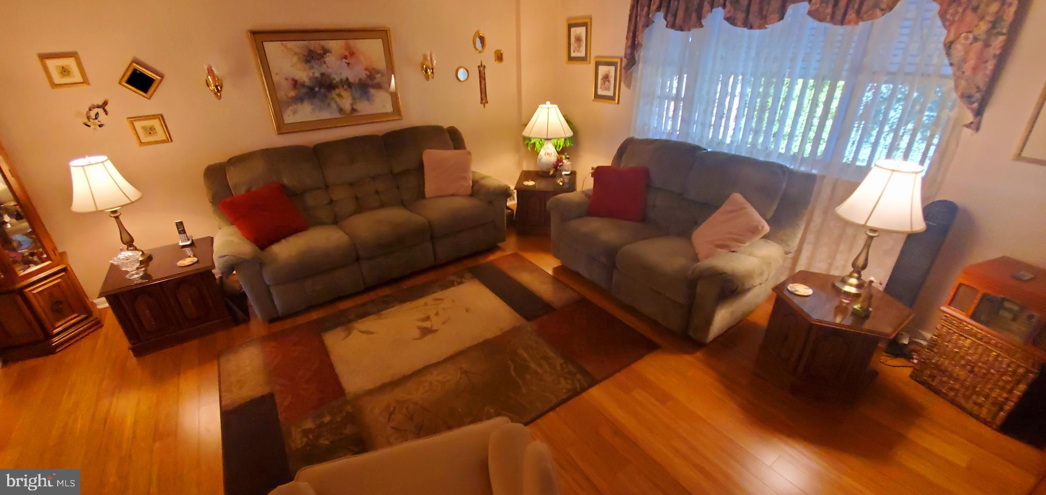 2862 Welsh Road Philadelphia, PA 19152 - Photo 3 of 29 Gallery Image 3