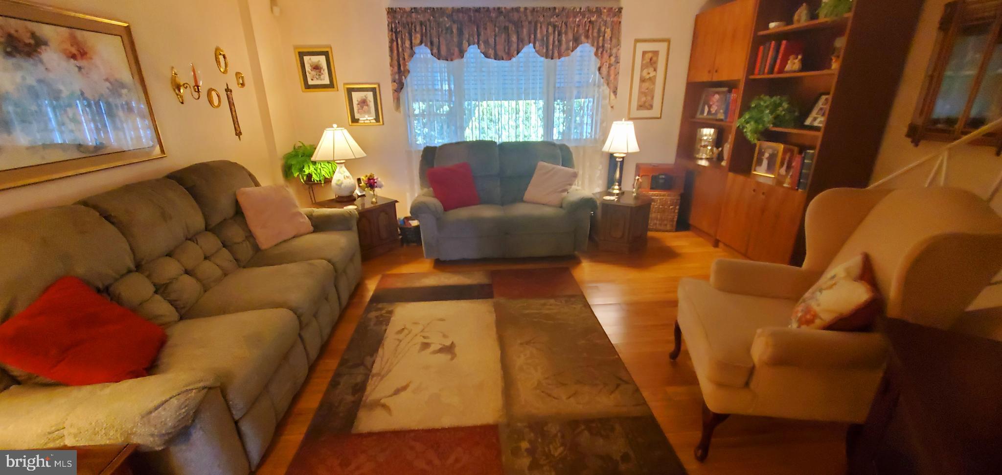 2862 Welsh Road Philadelphia, PA 19152 - Photo 4 of 29 Gallery Image 4