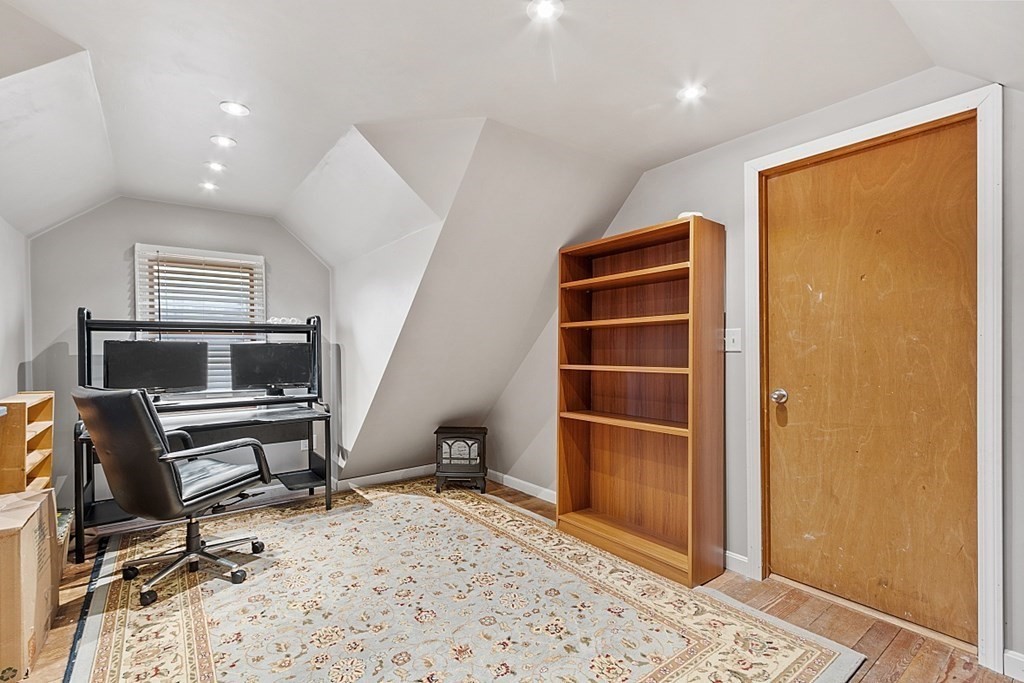 58 Red Spring Road Andover, MA 01810 - Photo 32 of 42 Gallery Image 32