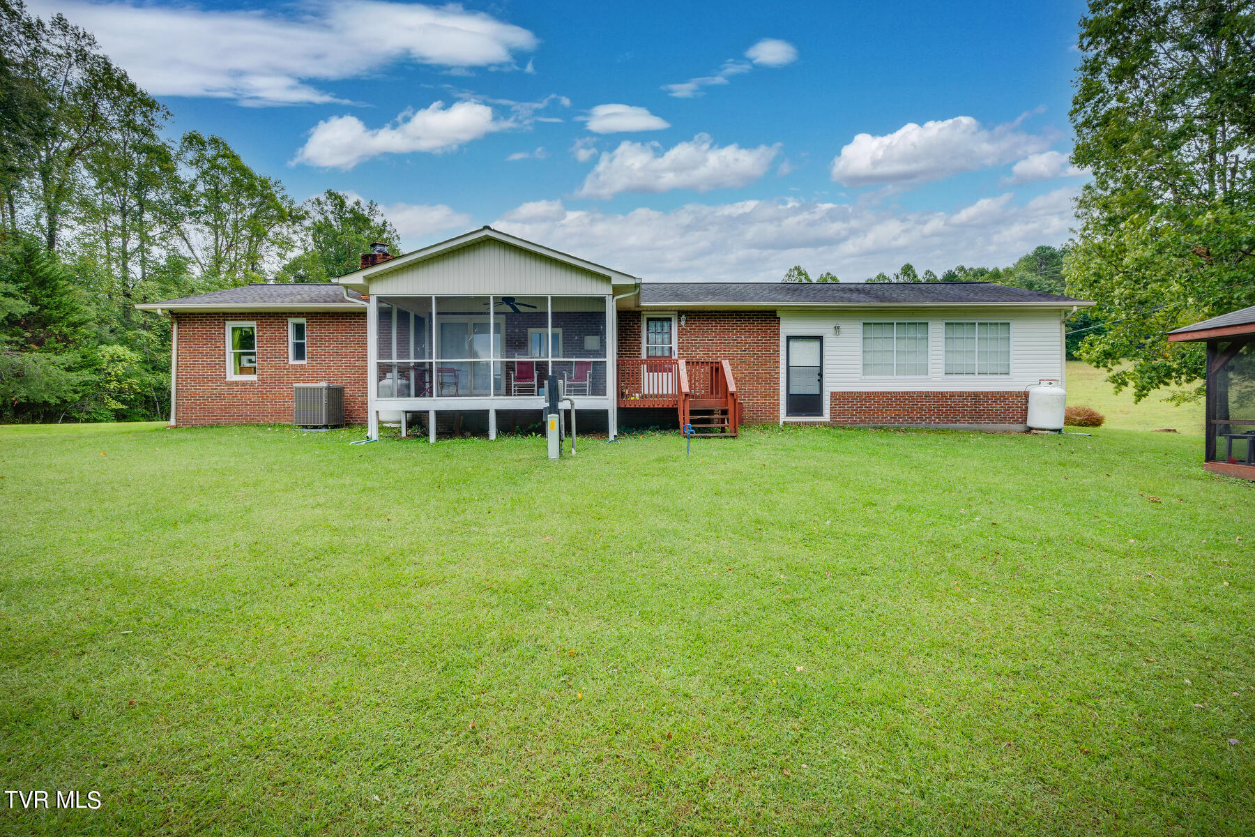 5596 Twin Springs Road Dungannon, VA 24245 - Photo 27 of 48 007