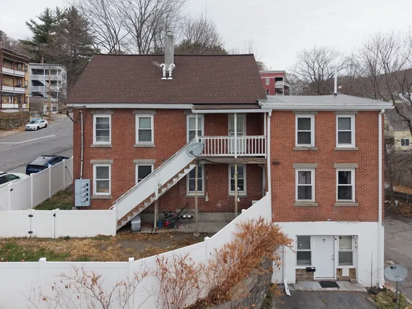 $560,000 | 151 Mechanic Street, Fitchburg, MA 01420