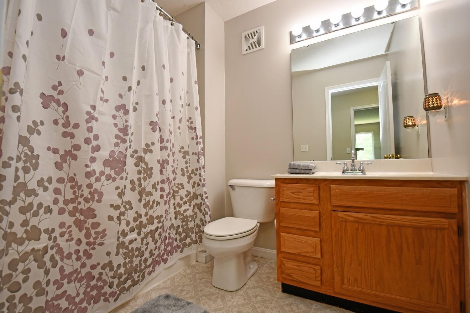 1567 Creekside Road Amelia, OH 45102 - Photo 25 of 34 Gallery Image 25