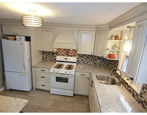 9 Burning Tree Road Natick, MA 01760 - Photo 9 of 30 Gallery Image 9