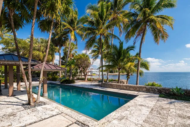 $24,950,000 | 820 San Pedro Avenue, Coral Gables, FL 33156