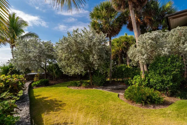 $24,950,000 | 820 San Pedro Avenue, Coral Gables, FL 33156