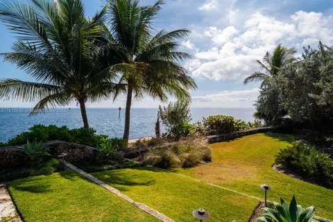 $24,950,000 | 820 San Pedro Avenue, Coral Gables, FL 33156