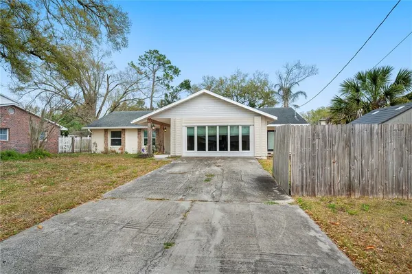 $329,000 | 132 Alachua Drive, Winter Haven, FL 33884