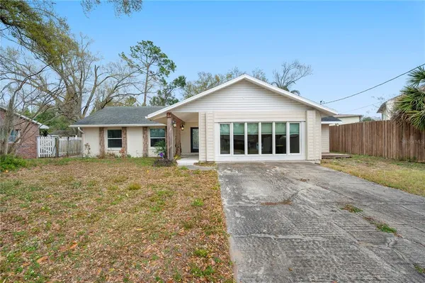$329,000 | 132 Alachua Drive, Winter Haven, FL 33884