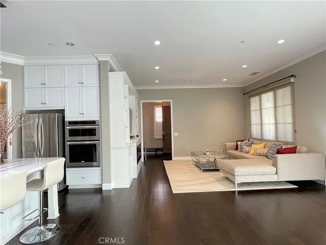 $6,000 | 56 Purple Jasmine, Irvine, CA 92620