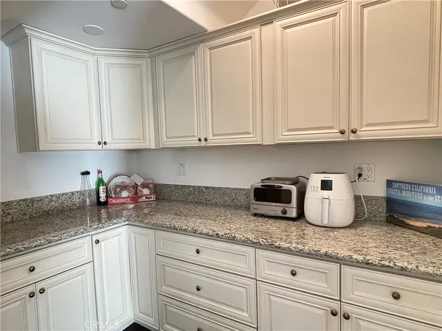 $6,000 | 56 Purple Jasmine, Irvine, CA 92620