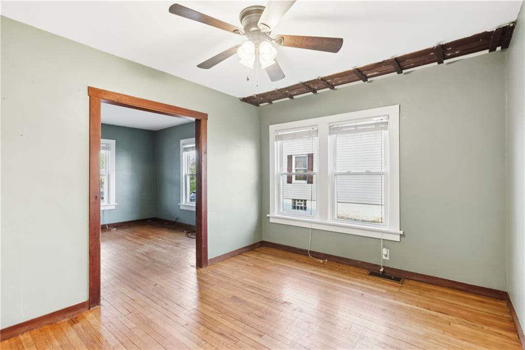 1370 Charlotte Avenue Rochester, PA 15074 - Photo 11 of 38