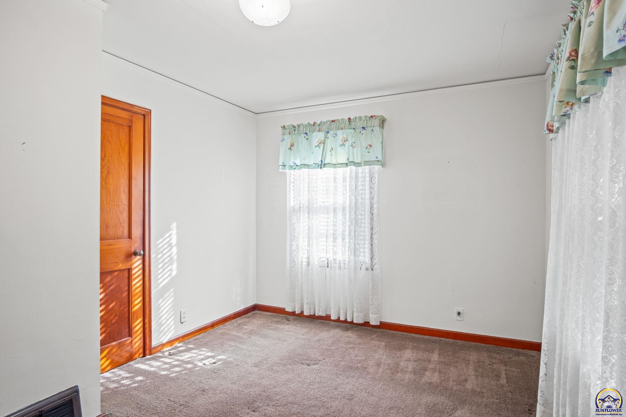 2000 Southwest Randolph Avenue Topeka, KS 66604 - Photo 11 of 22