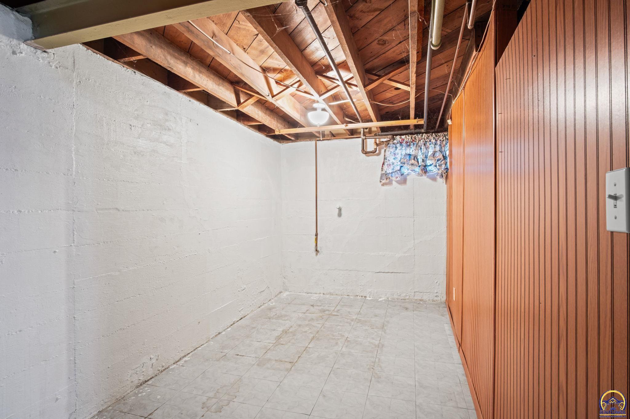 2000 Southwest Randolph Avenue Topeka, KS 66604 - Photo 20 of 22