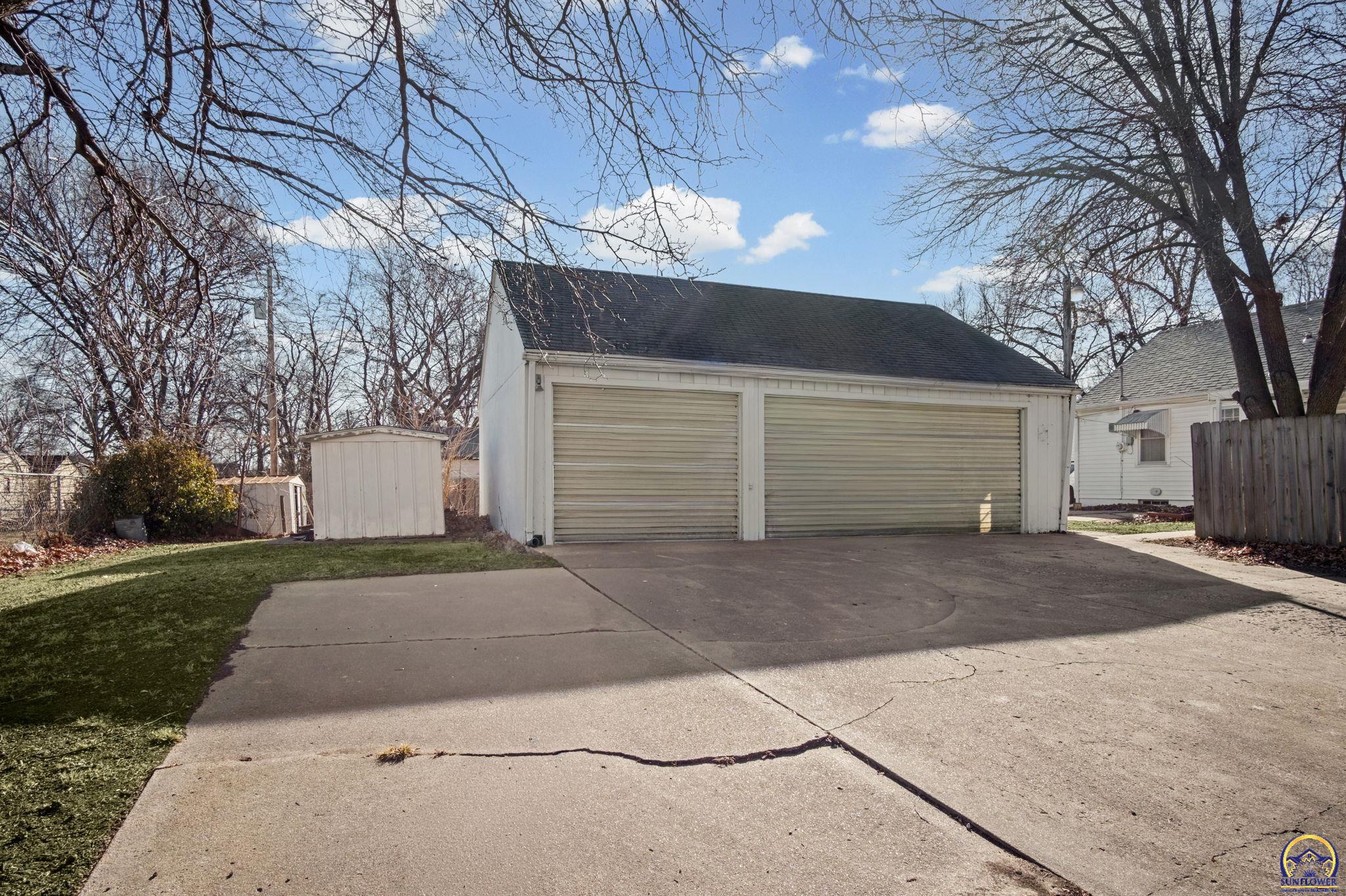 2000 Southwest Randolph Avenue Topeka, KS 66604 - Photo 22 of 22