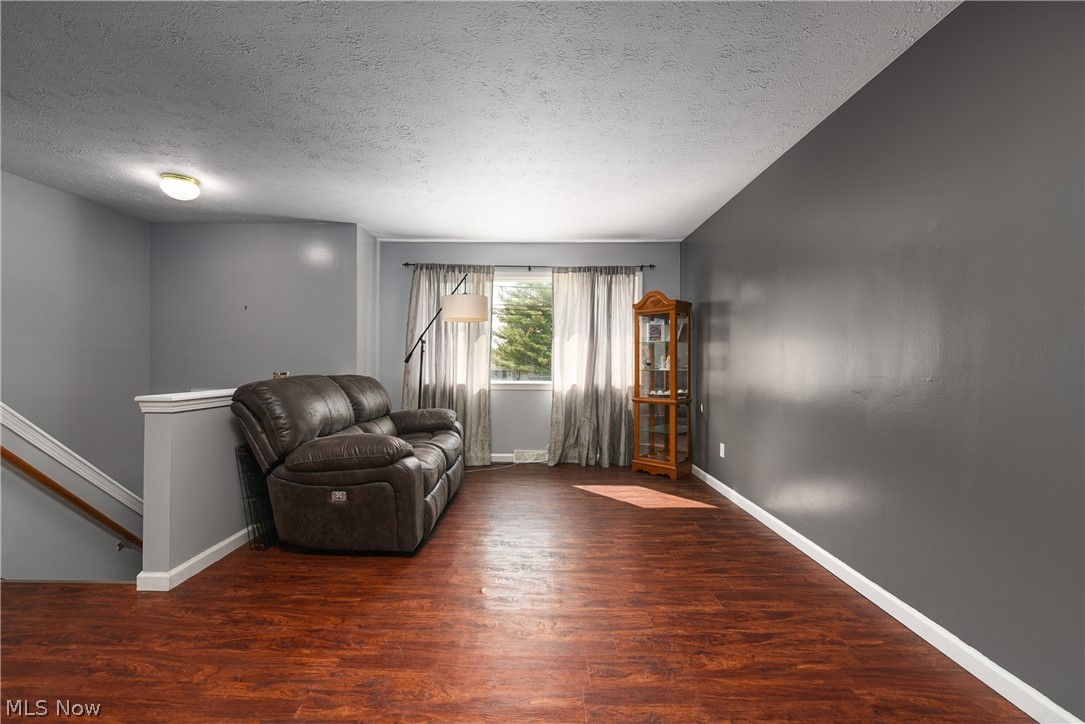 5647 Lear Nagle Road North Ridgeville, OH 44039 - Photo 6 of 35