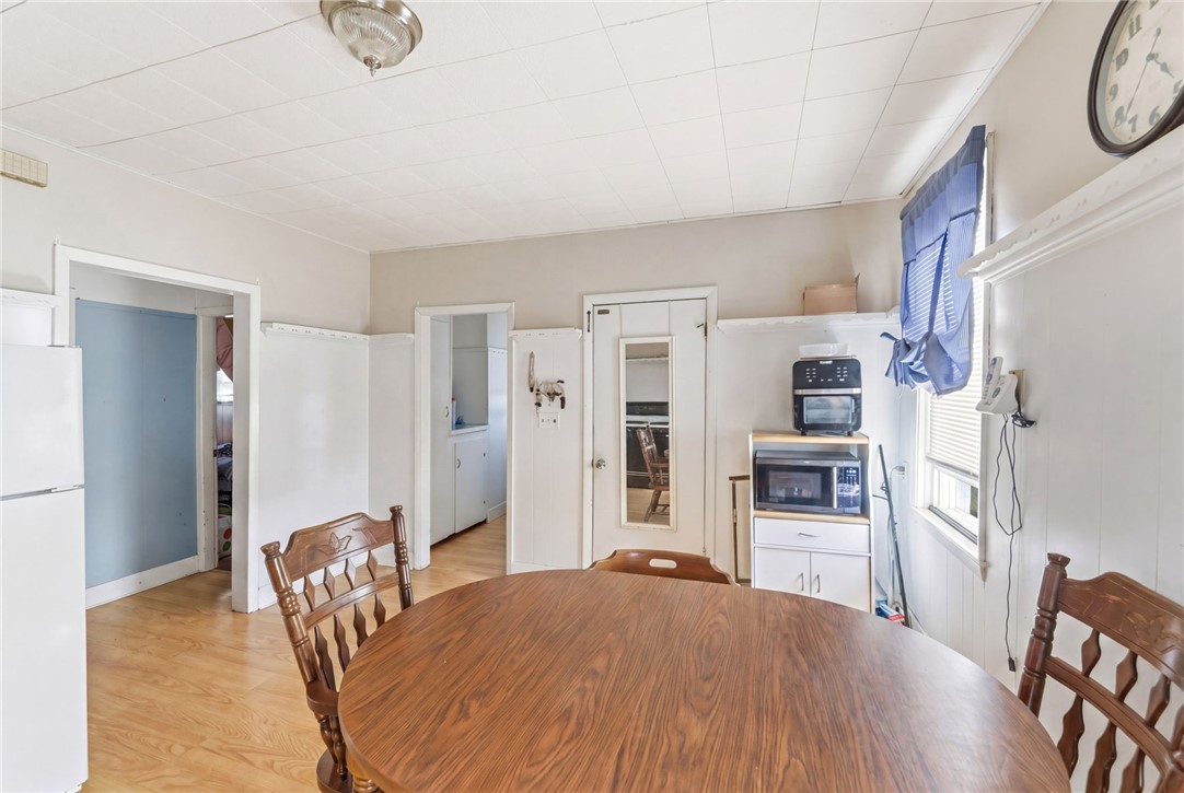 10 Molter Street Cranston, RI 02910 - Photo 4 of 41