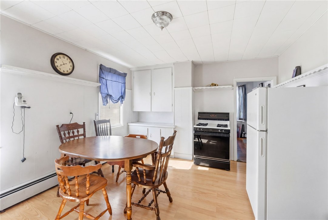 10 Molter Street Cranston, RI 02910 - Photo 5 of 41