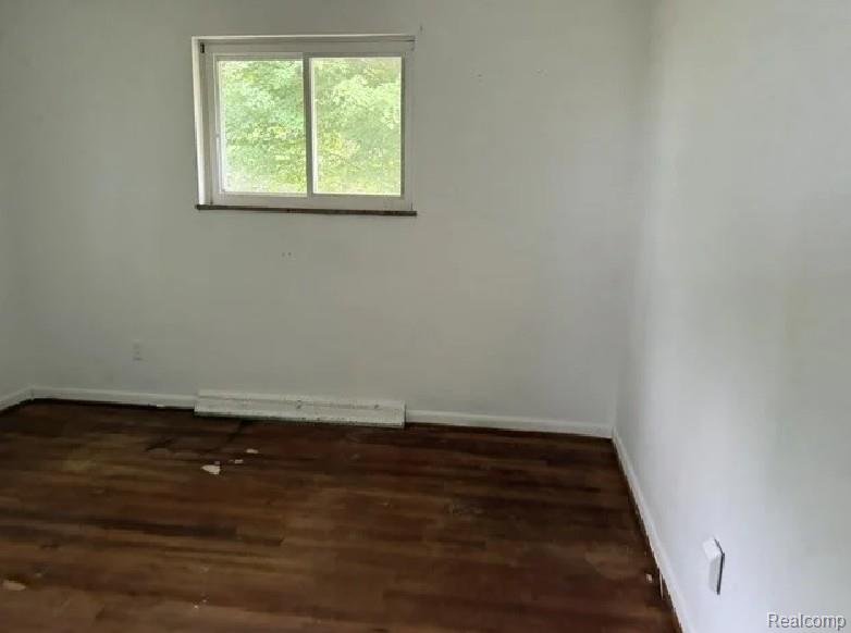 5407 Oak Grove Road Howell, MI 48855 - Photo 6 of 8 Additional content