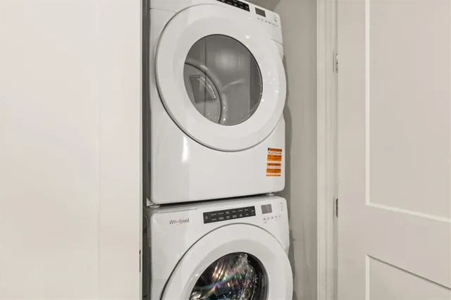 $2,400 | 1274 Longreen Terrace Northwest, Unit 8, Atlanta, GA 30318