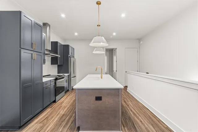 $2,400 | 1274 Longreen Terrace Northwest, Unit 8, Atlanta, GA 30318