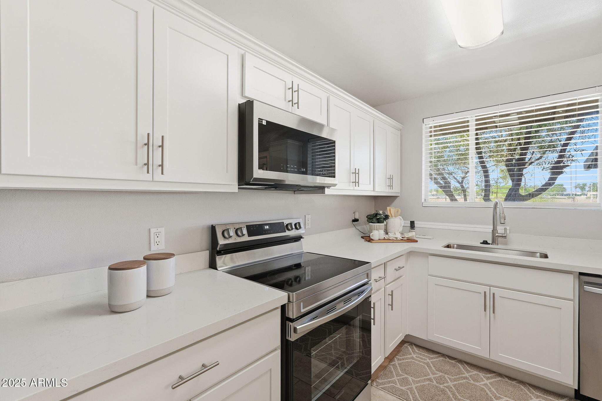 5136 West Osborn Road Phoenix, AZ 85031 - Photo 19 of 39 18-web-or-mls-018_ListerPros